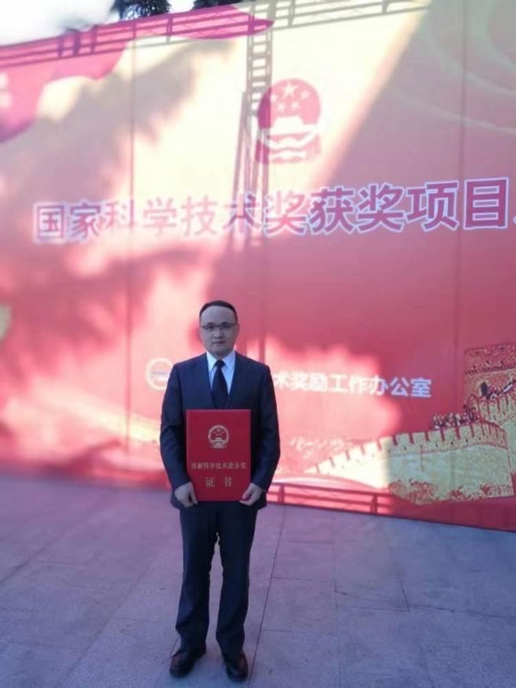 https://news.tongji.dkspub.com/__local/7/7E/2B/669C1A3FDFF41FC3444A1B822EF_A7D4C16D_117FC.jpg
